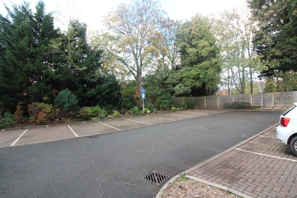 2 bedroom apartment for rent in Wove Court, Garstang Road, Preston, PR1