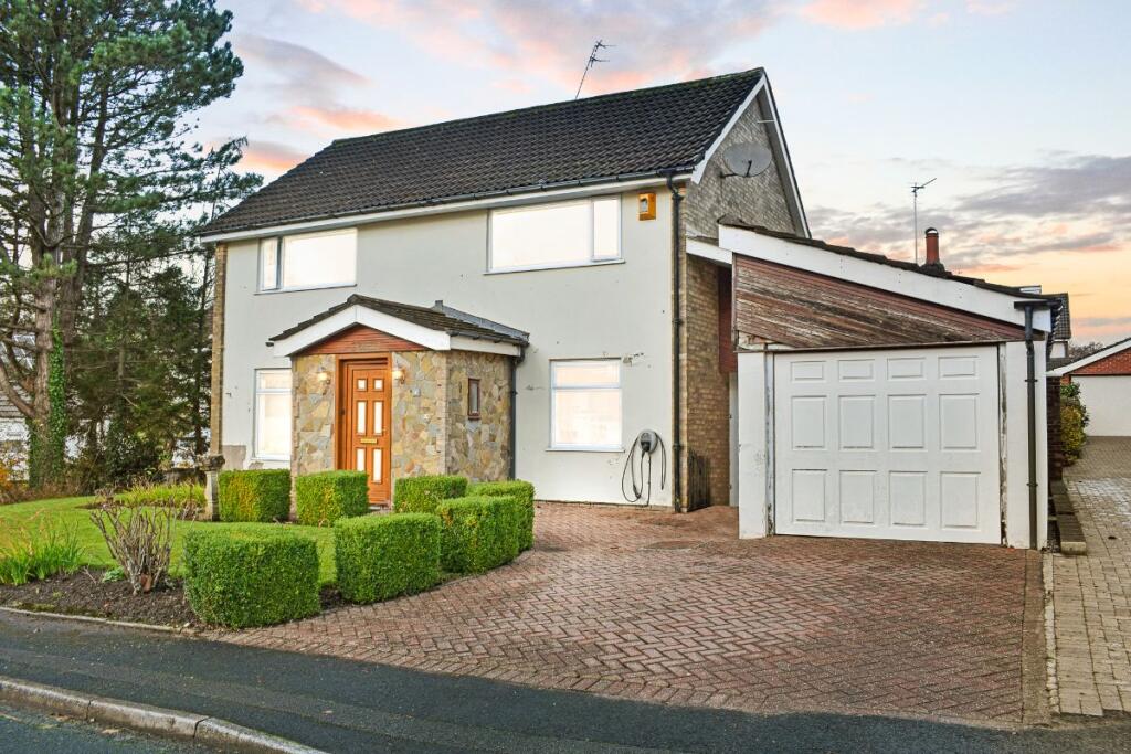 Main image of property: The Chines, Fulwood, Preston