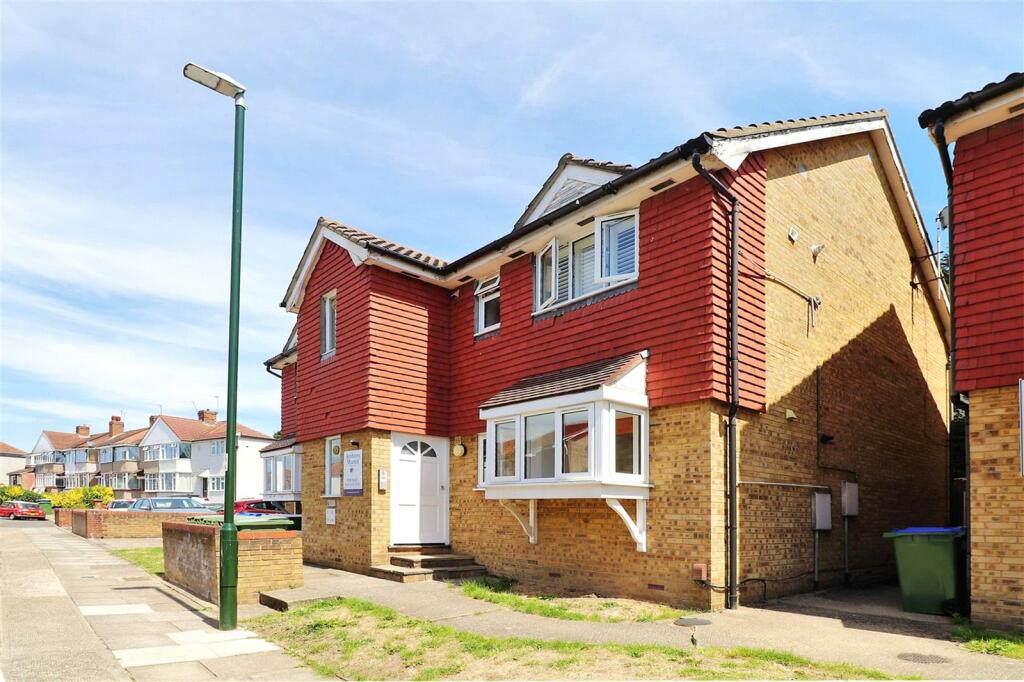 1 bedroom apartment for sale in Sunland Avenue, South Bexleyheath, Kent