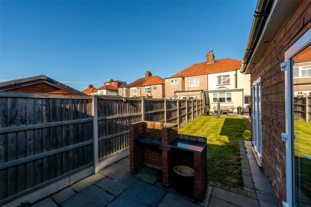 Additional property image - Sutcliffe Road, Welling, DA16