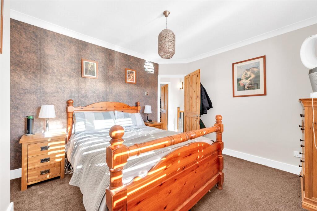 Additional property image - Sutcliffe Road, Welling, DA16