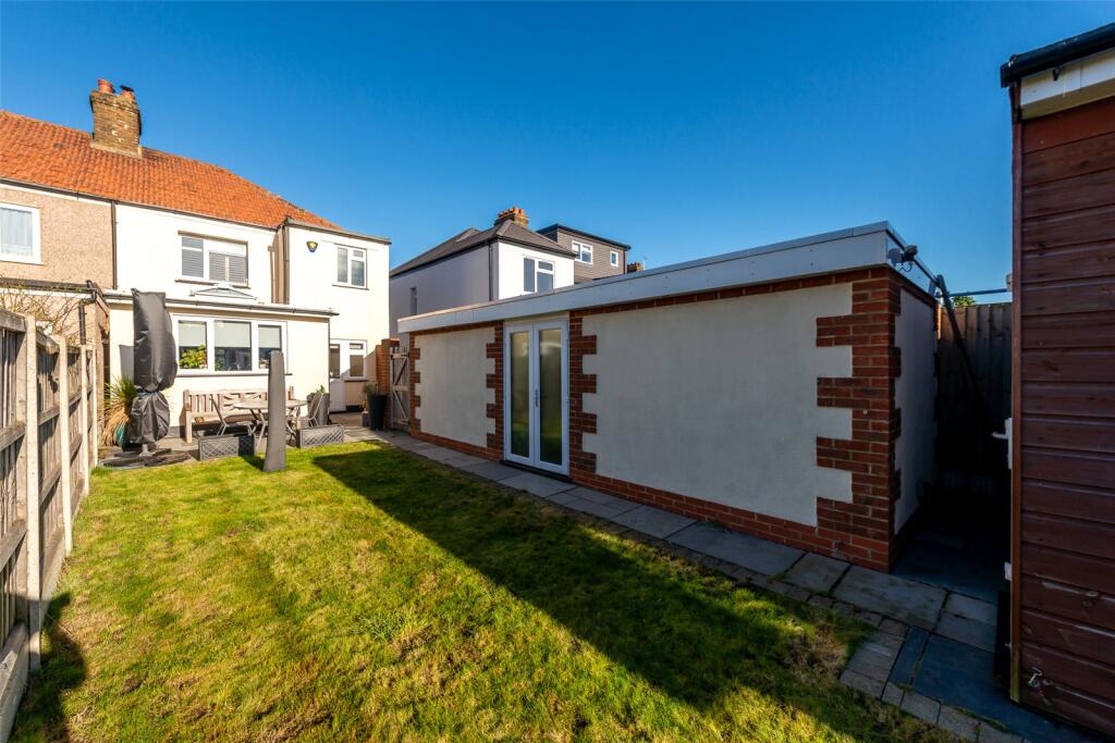Additional property image - Sutcliffe Road, Welling, DA16