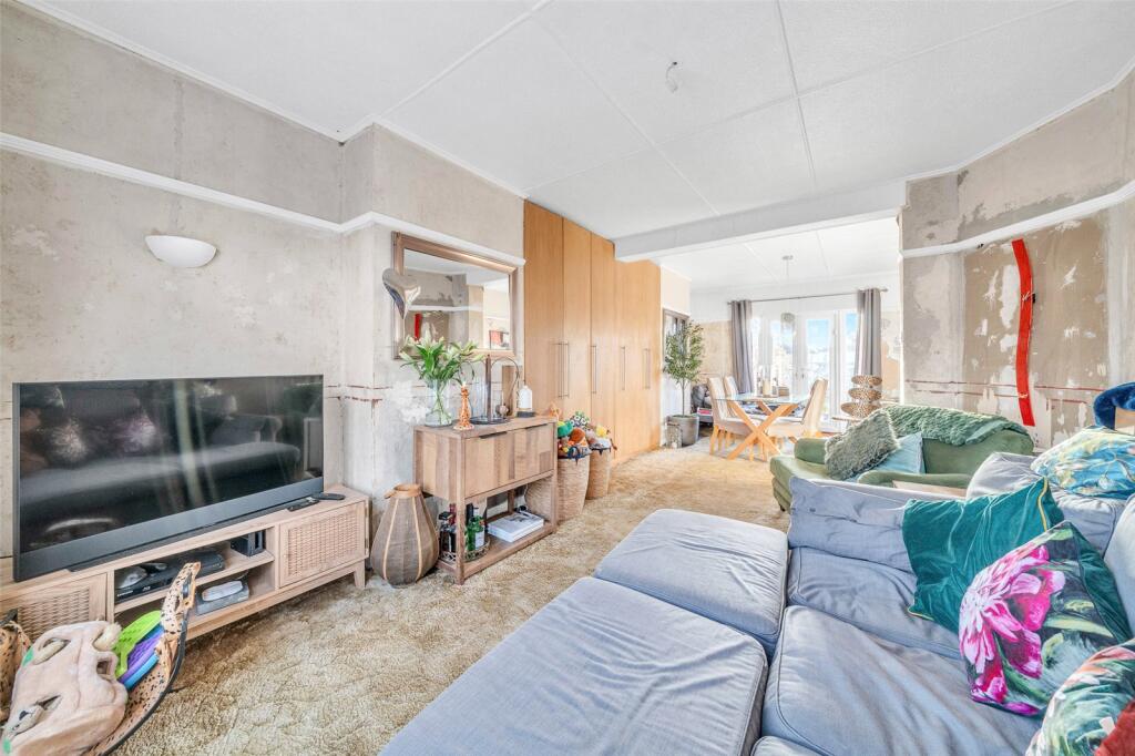 Additional property image - King Harolds Way, Bexleyheath, Kent, DA7