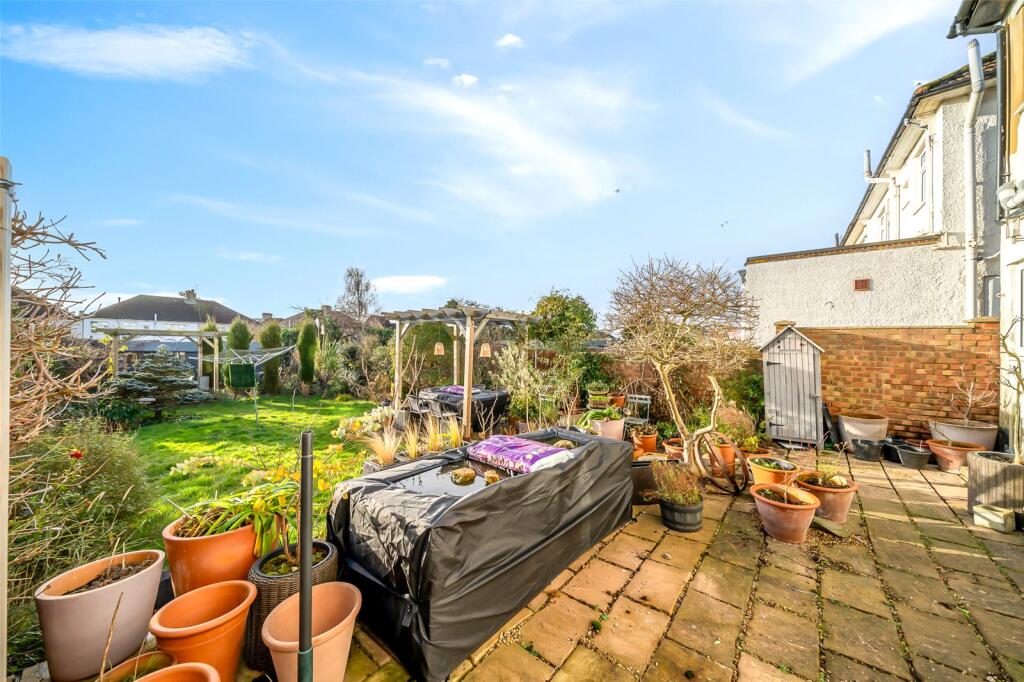 Additional property image - King Harolds Way, Bexleyheath, Kent, DA7