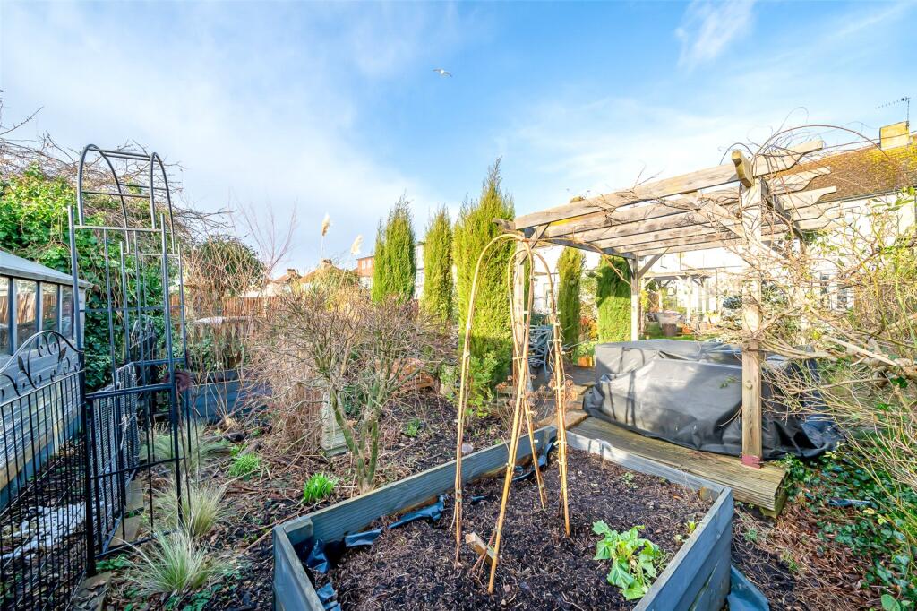 Additional property image - King Harolds Way, Bexleyheath, Kent, DA7
