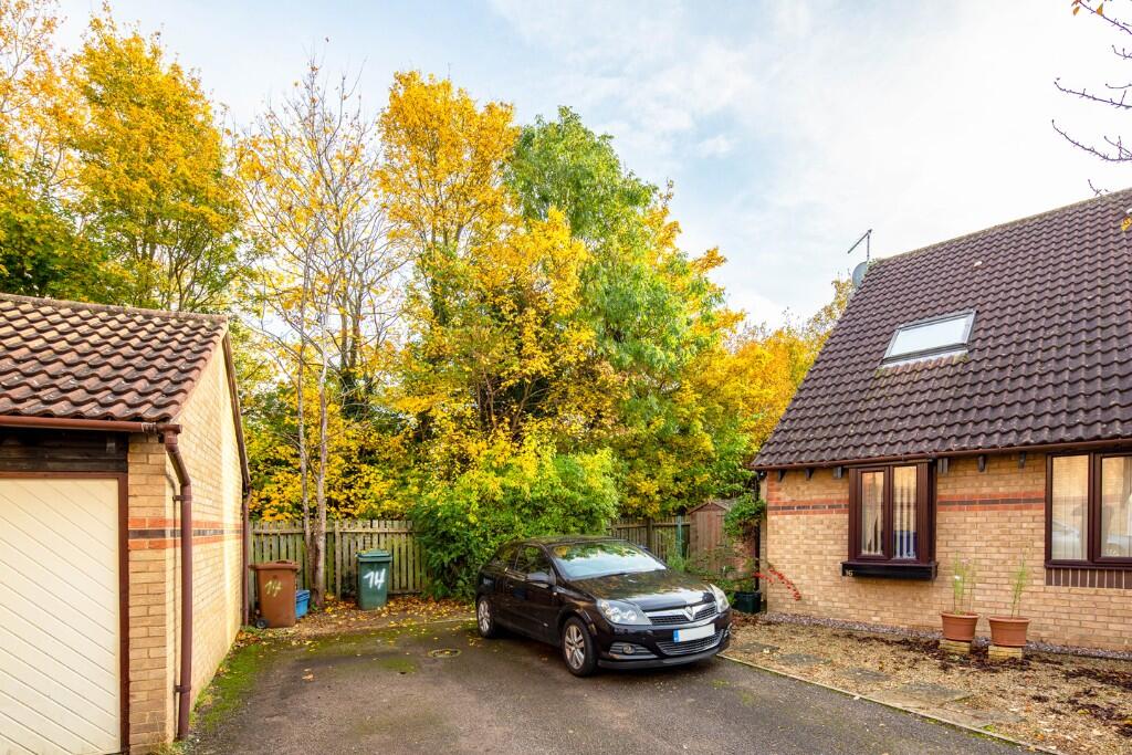 Main image of property: The Magnolias, Bicester, Oxfordshire, OX26
