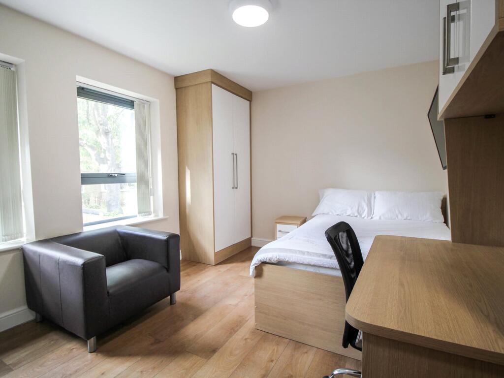 Main image of property: Apt 11, Lofthouse Residence #480747