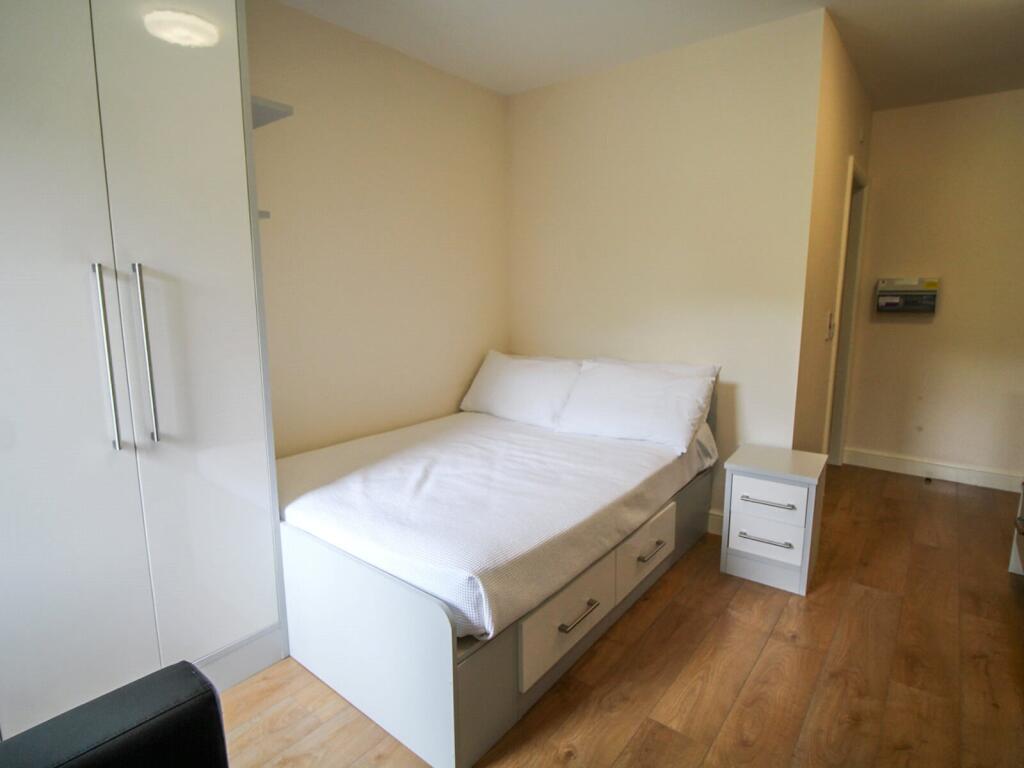 Main image of property: Apt 21, Lofthouse Residence #995808