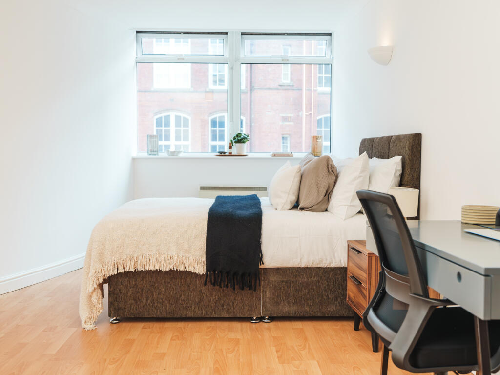 Main image of property: Apt 101, Cambridge House #966181