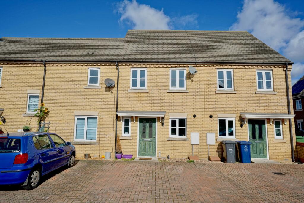 2 bedroom terraced house for sale in Cook Drive, Eynesbury, St. Neots, PE19