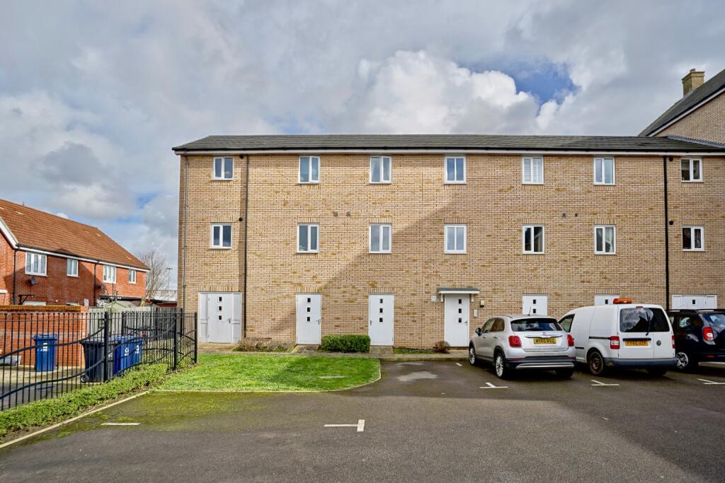 2 bedroom apartment for sale in Fern Court, Eynesbury, St. Neots