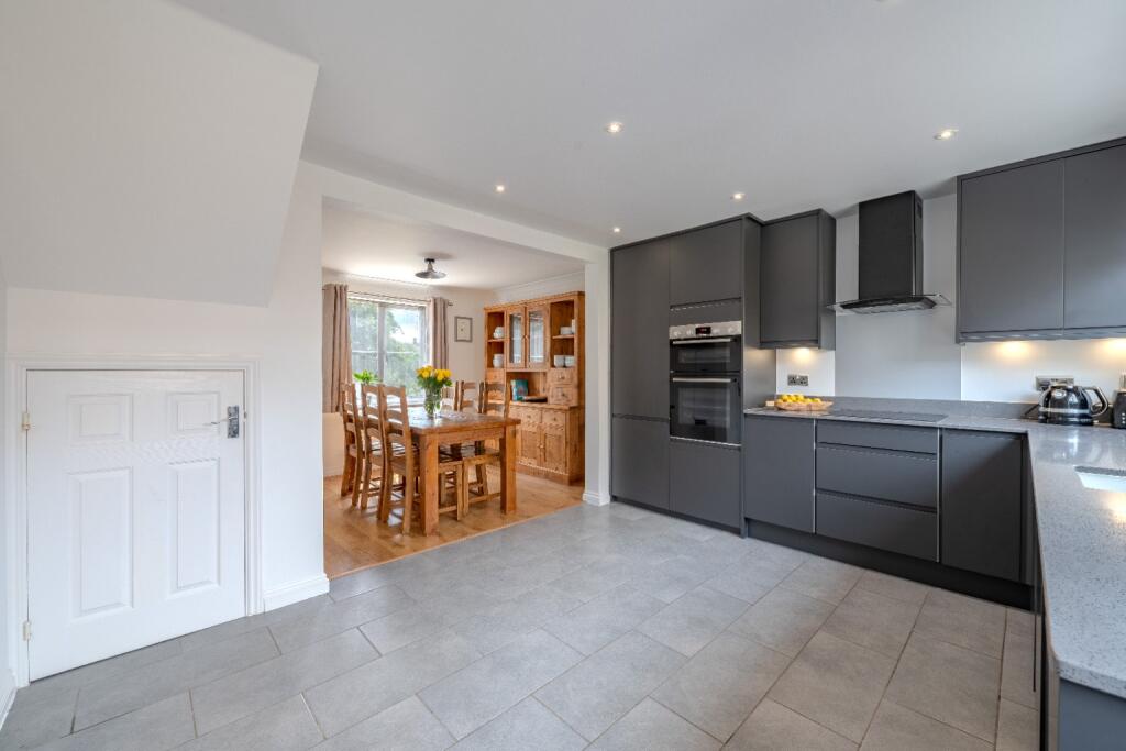 Main image of property: Bevington Way, Eynesbury, St. Neots, Cambridgeshire, PE19 2HQ