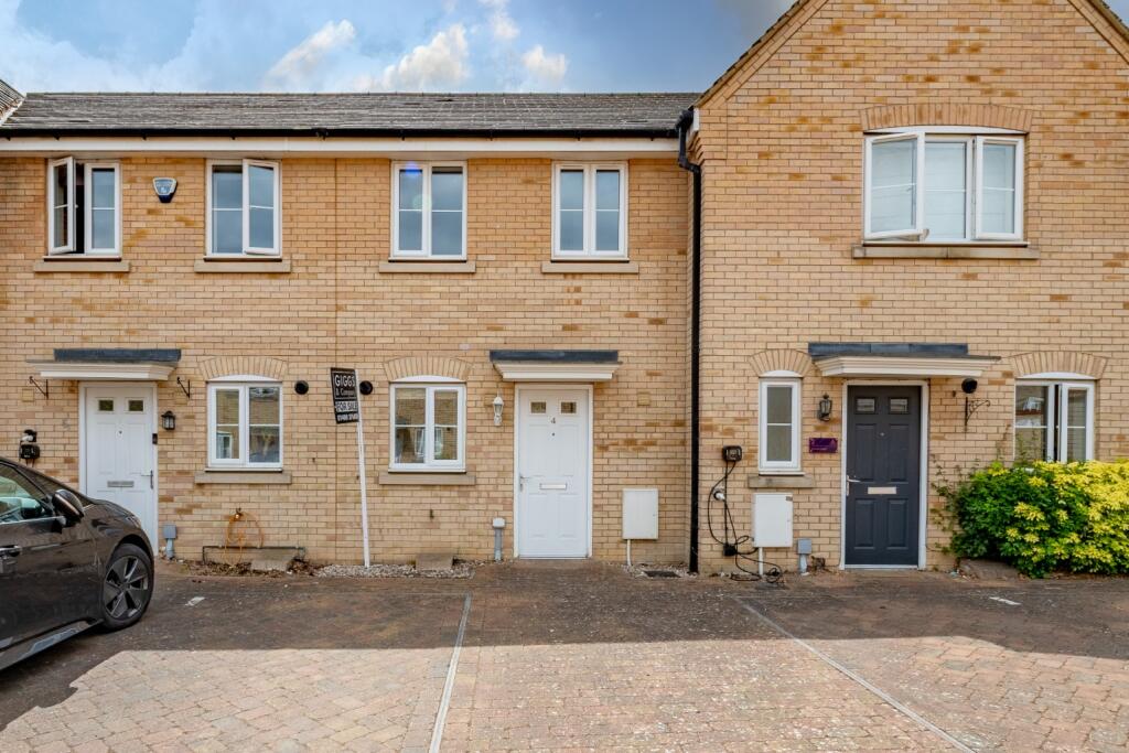 Main image of property: 4 Furrowfields, St. Neots, Cambridgeshire, PE19 6GU