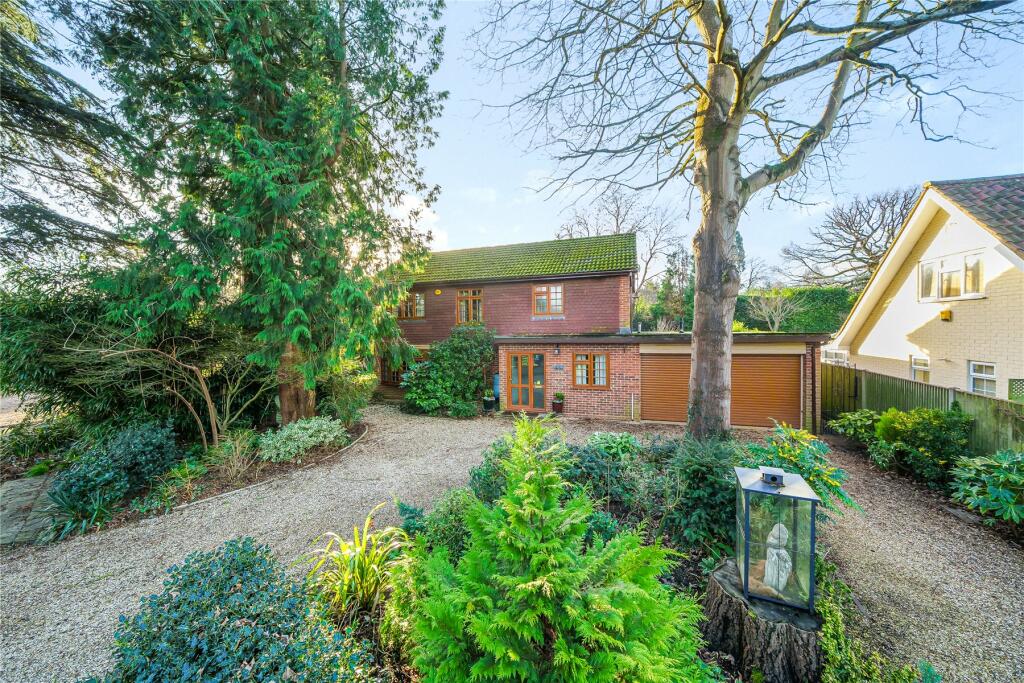 4 bedroom detached house for sale in Castle Road, Horsell, Woking, Surrey, GU21