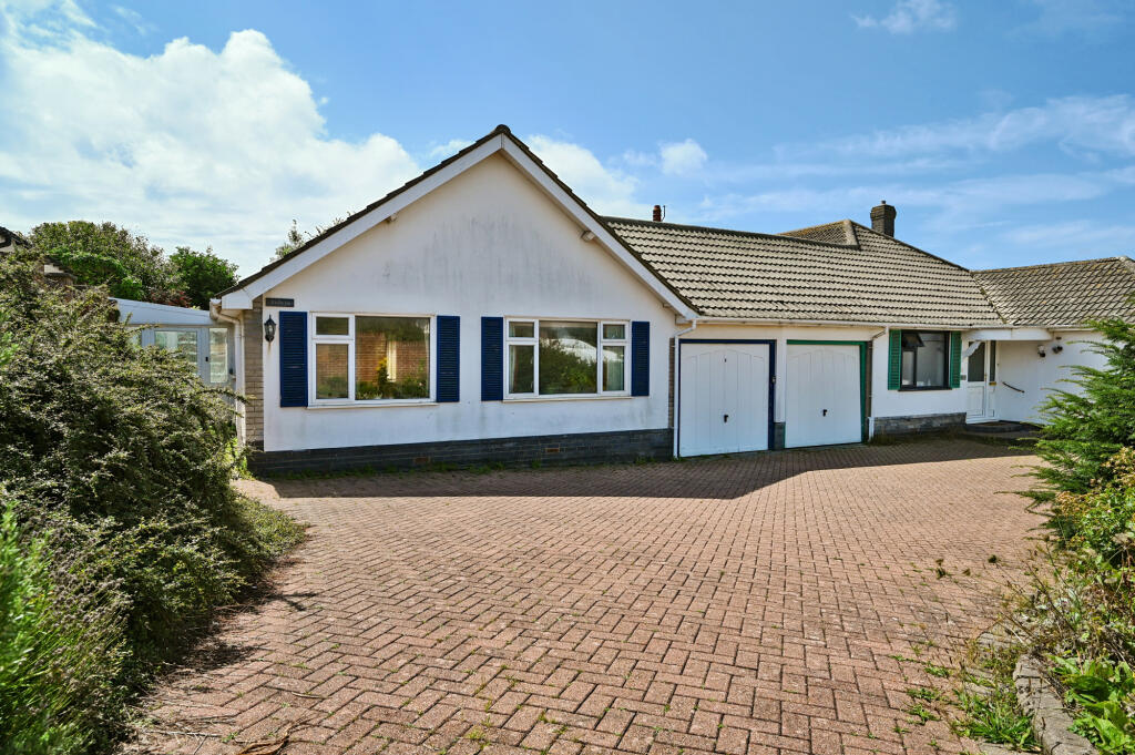 3 bedroom bungalow for sale in , Steyning Road, Rottingdean Brighton, East Sussex, BN2