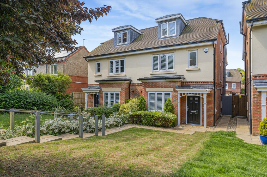 Main image of property: Beacon Close, Rottingdean, Brighton, East Sussex, BN2