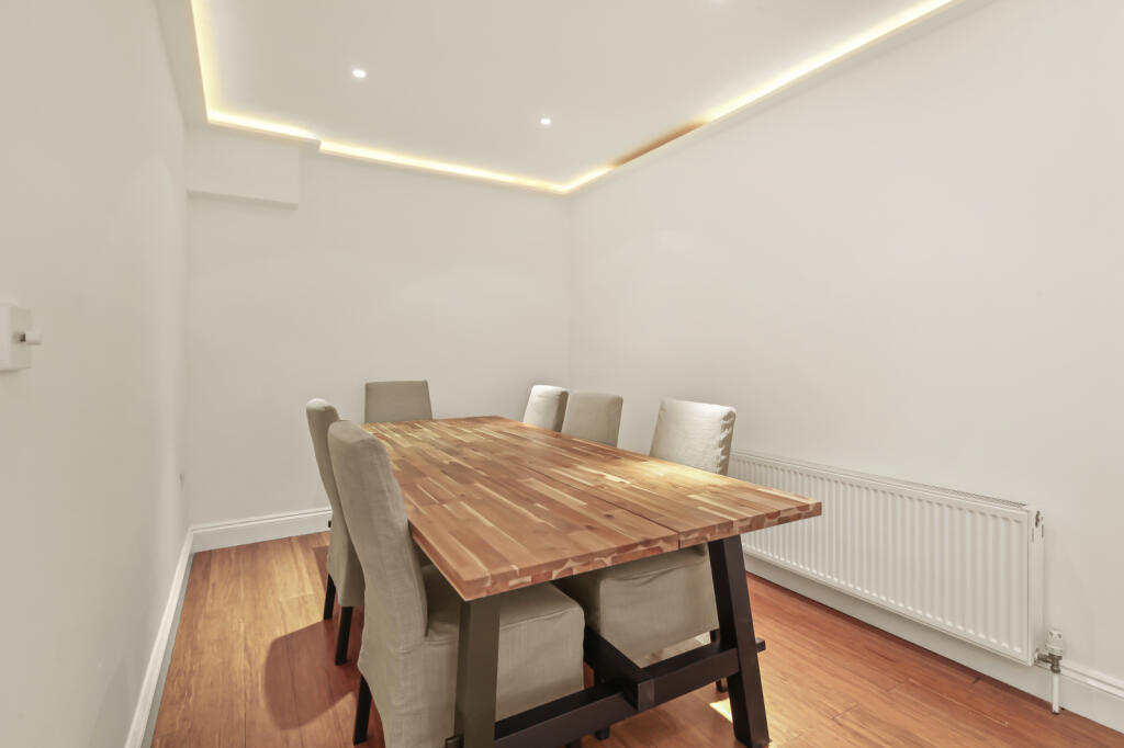 Apartment to rent on Nottingham Terrace, Marylebone, NW1