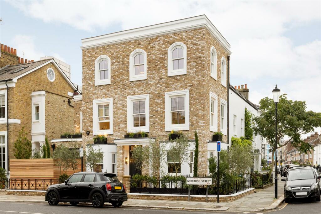 Main image of property: Gertrude Street, Chelsea SW10