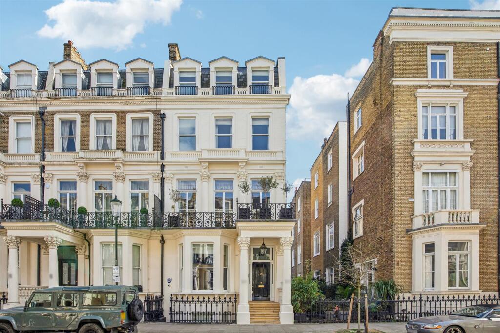 Main image of property: Earl's Court Square, London