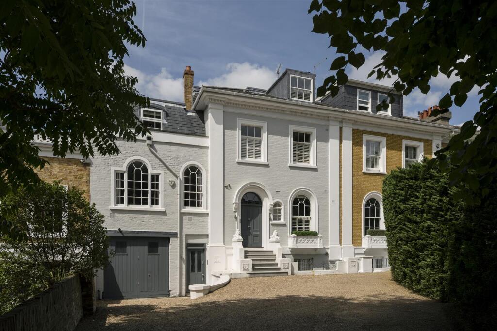 Main image of property: Castelnau, Barnes, SW13