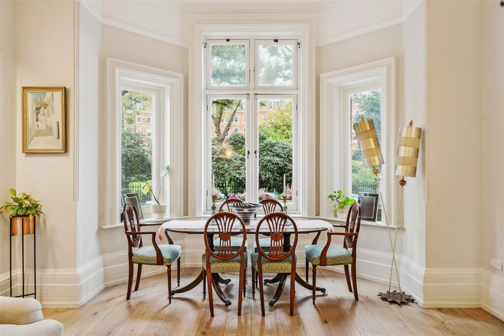 Main image of property: Lennox Gardens, Knightsbridge, SW1X