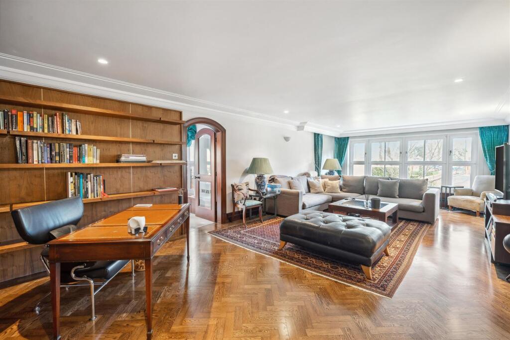 Main image of property: Palace Green, Kensington, W8