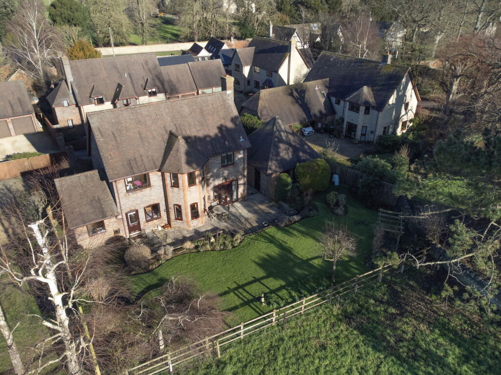 Additional property image - School Close, Keevil, Wiltshire, BA14 6SB