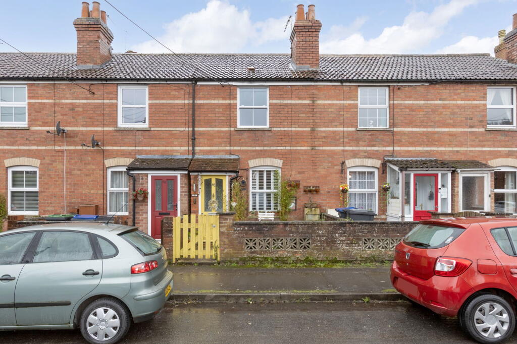 Main image of property: Longcroft Road, Devizes, Wiltshire, SN10 3AU