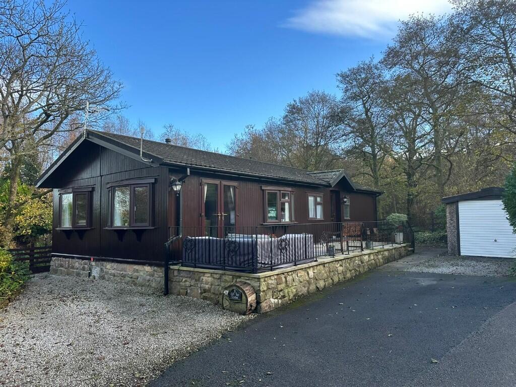 Main image of property: LISSETT LARCHWOOD, Carnforth, Lancashire, LA6