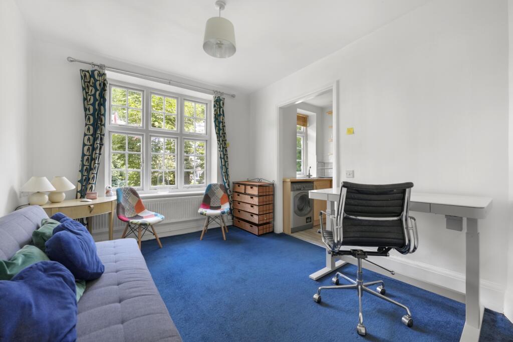 Main image of property: Holly Lodge Mansions, Oakeshott Avenue, Highgate, N6