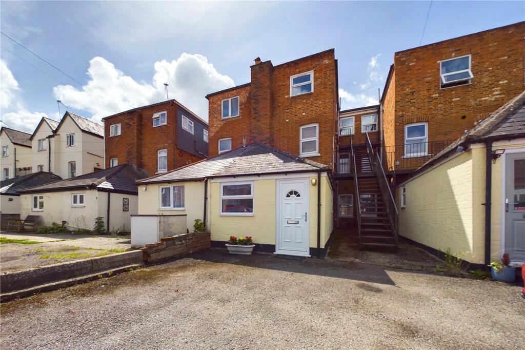 Main image of property: Craven Road, Newbury, Berkshire, RG14