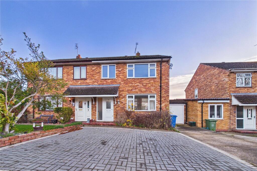 Main image of property: Hone Hill, Sandhurst, Berkshire, GU47