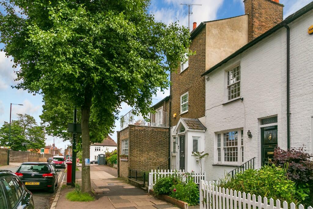 Main image of property: Kew Road, Kew, Richmond, Surrey TW9