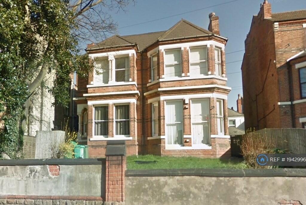 7 bedroom flat for rent in Burns Street, Nottingham, NG7