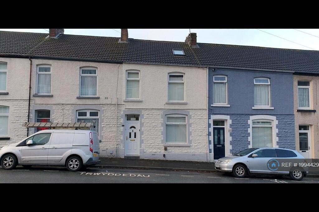 6 bedroom terraced house for rent in Kilvey Terrace, Swansea, SA1