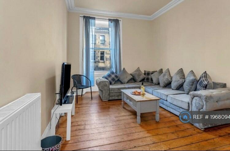 4 bedroom flat for rent in Great Junction Street, Edinburgh, EH6
