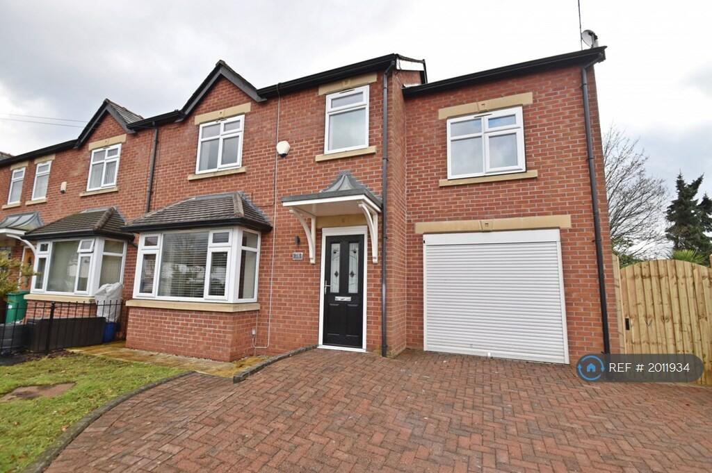 4 bedroom semi-detached house for rent in Catterick Road, Didsbury, M20