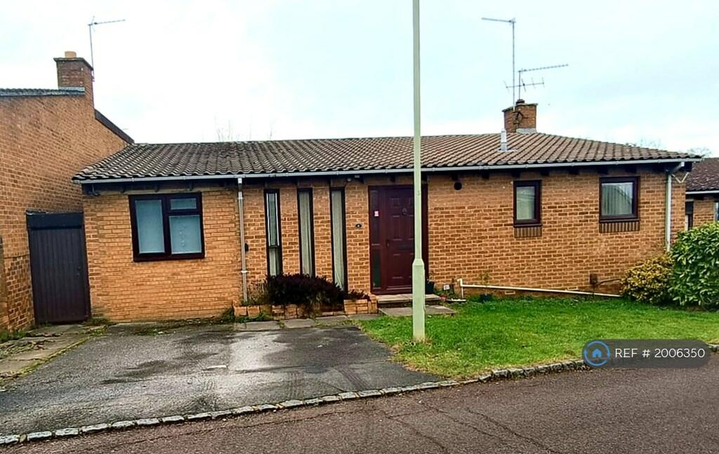 3 bedroom bungalow for rent in Allonby Close, Lower Earley, Reading, RG6