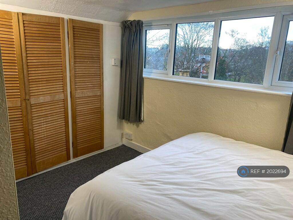1 bedroom flat for rent in Stoke Road, Guildford, GU1