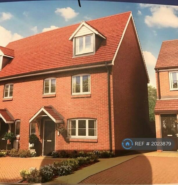 4 bedroom semi-detached house for rent in Shakespeare Close, Opposite Beaumont School - St Albans, AL4
