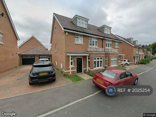 4 bedroom semi-detached house for rent in Faringdon Road, Earley, Reading, RG6