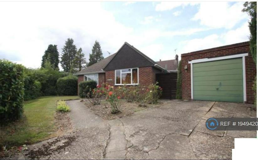 3 bedroom bungalow for rent in Hilbury Road, Earley, Reading, RG6