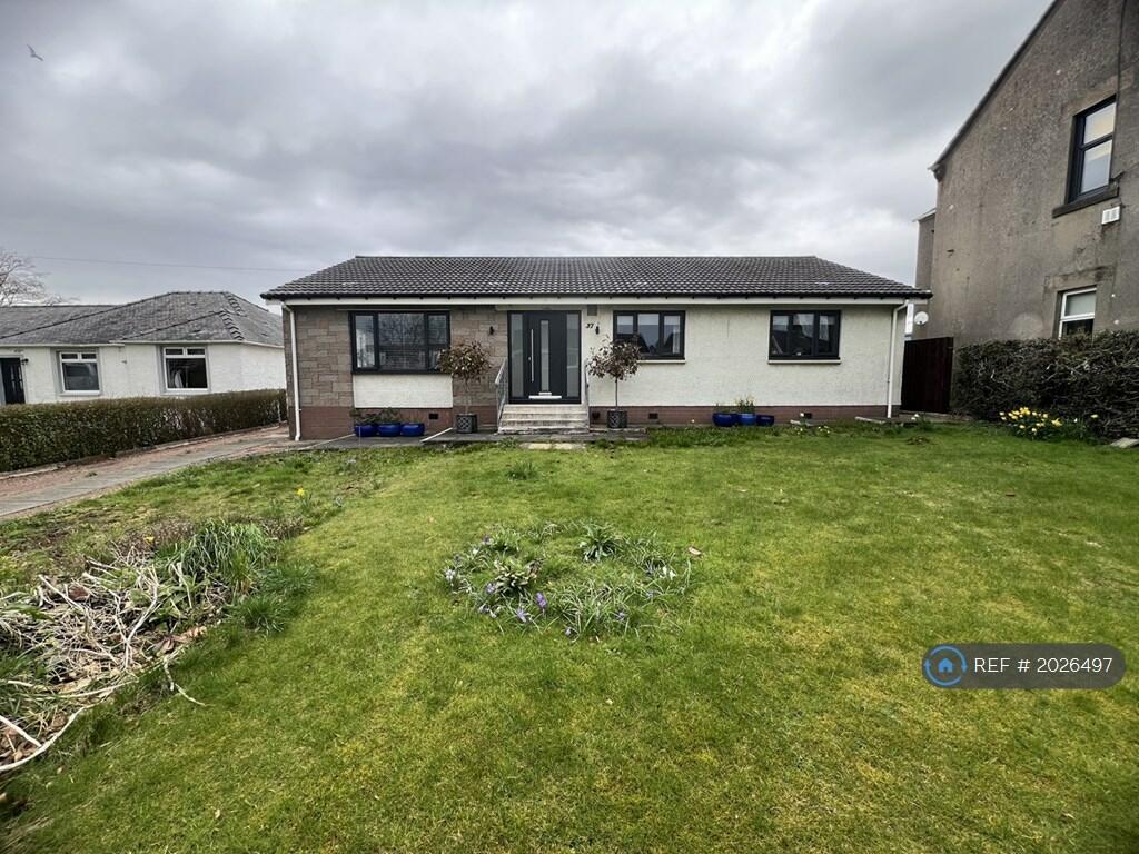 3 bedroom bungalow for rent in Main Street, Glasgow, G69
