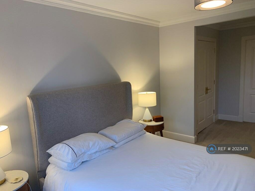 2 bedroom flat for rent in Rattray Grove, Edinburgh, EH10