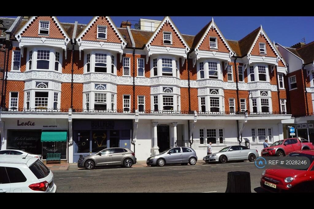 3 bedroom flat for rent in Mayfair House, Eastbourne, BN21