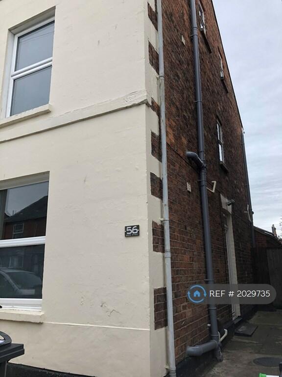 5 bedroom semi-detached house for rent in Brook Street, Gloucester, GL1