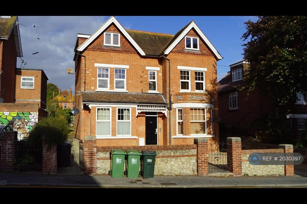 1 bedroom flat for rent in Enys Road, Eastbourne, BN21