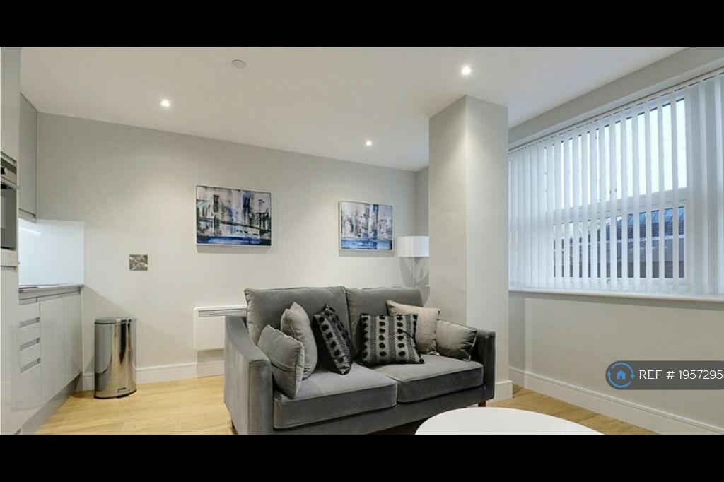 1 bedroom flat for rent in Rosebery House, Chelmsford, CM2