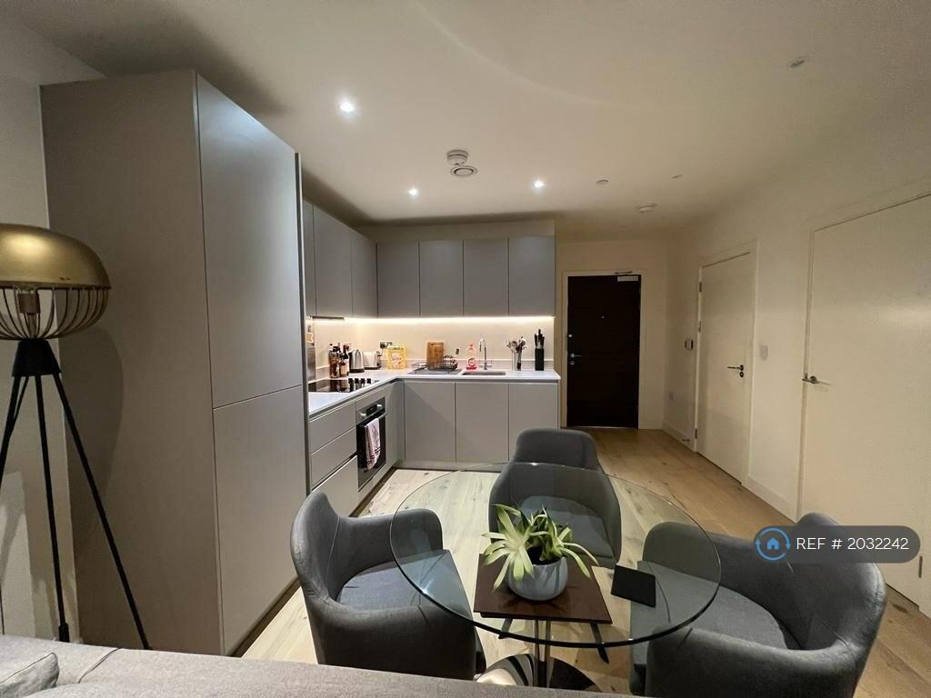 1 bedroom flat for rent in Thalia House, London, SE18