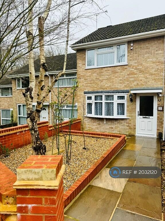 2 bedroom terraced house for rent in Turnstone Gardens, Southampton, SO16